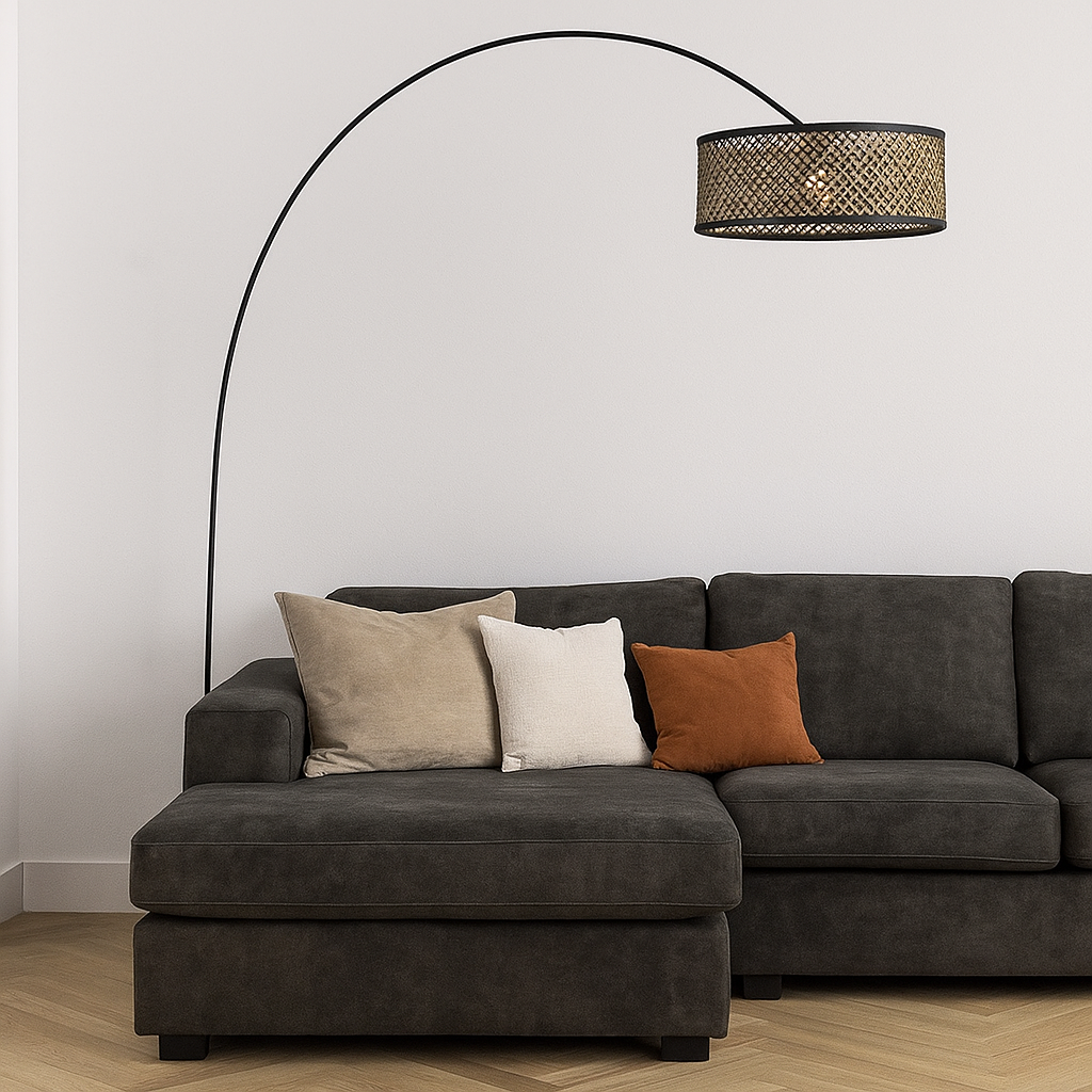 Vloerlamp Curve zwart met rotan kap Ø 50cm