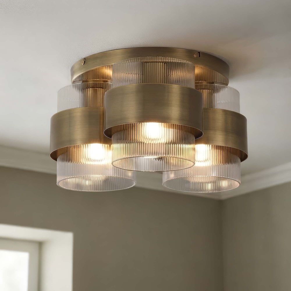 Lampe de plafond Royal Laiton ancien à trois lumières Searchlight 5,05342E+12