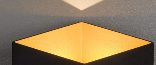 Éclairage LED vers le haut et vers le bas Triangles Lyora 5903139814195