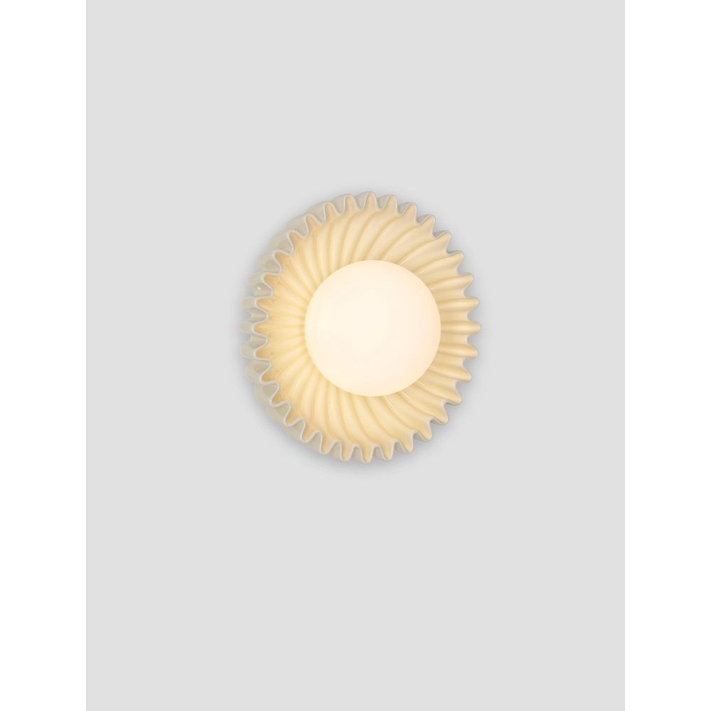 Applique murale Petel crème avec verre blanc Lyora 5212017483959