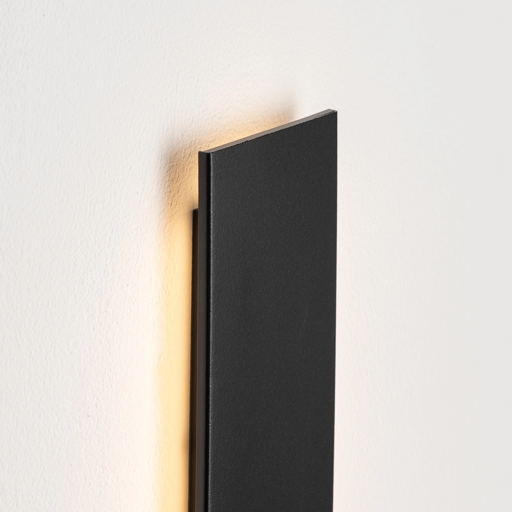 Lampe murale moderne Comma Led noir 160 cm Lyora 5903139118781