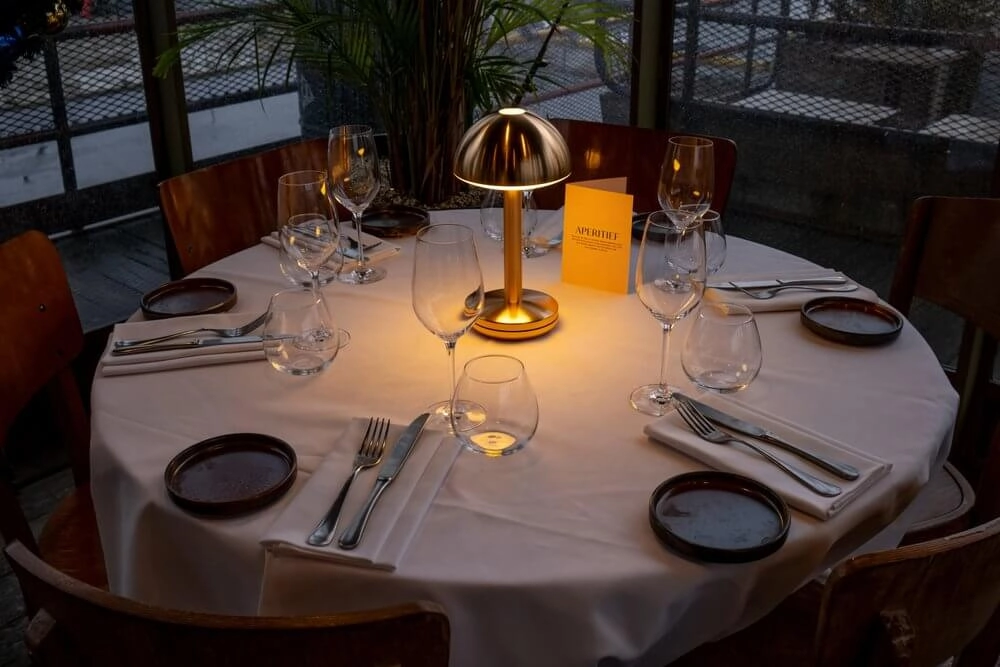 Lampe de table rechargeable Bug Gold Humble 7446023313339