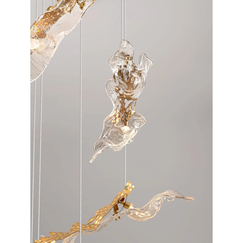 Lampe pendante dorée Avesa avec du verre transparent Ø 60 cm Lyora 5212063500433