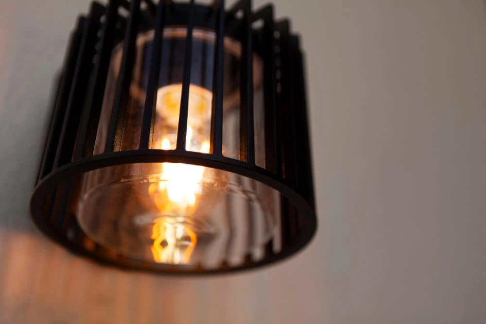 Jolie applique Shyne noir Lutec 6939412015552