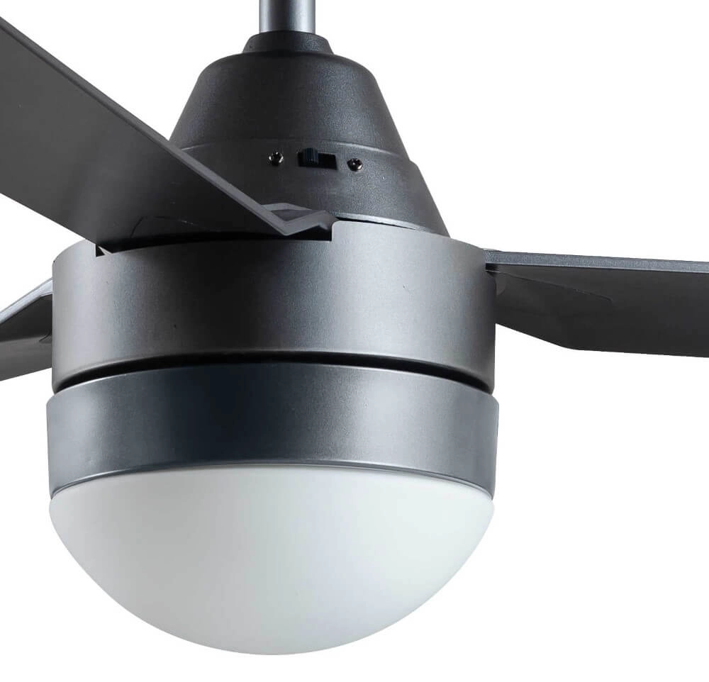 Ventilateur noir avec lampe Megara Ø 122 cm IP55 Beacon 9333509165002