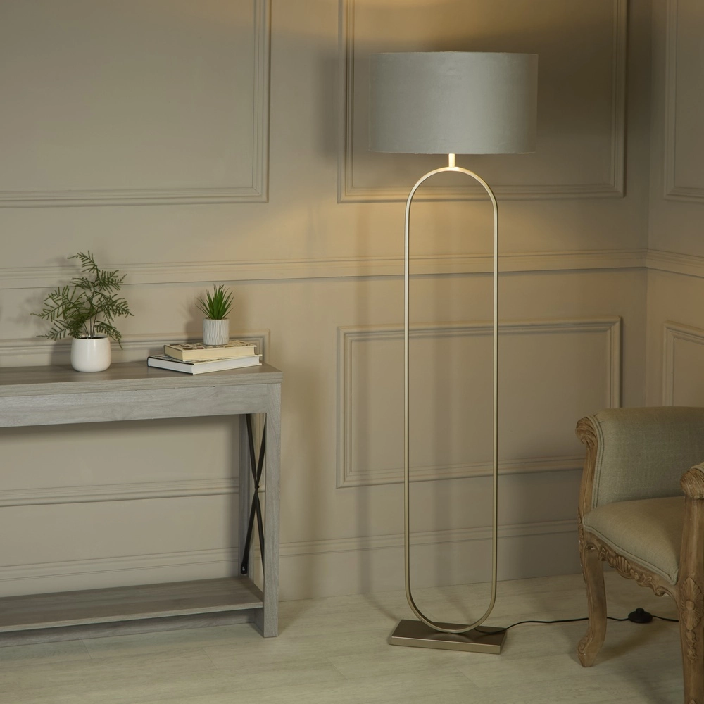 Lampadaire Modish bronze avec capuchon gris Searchlight 5053423307640