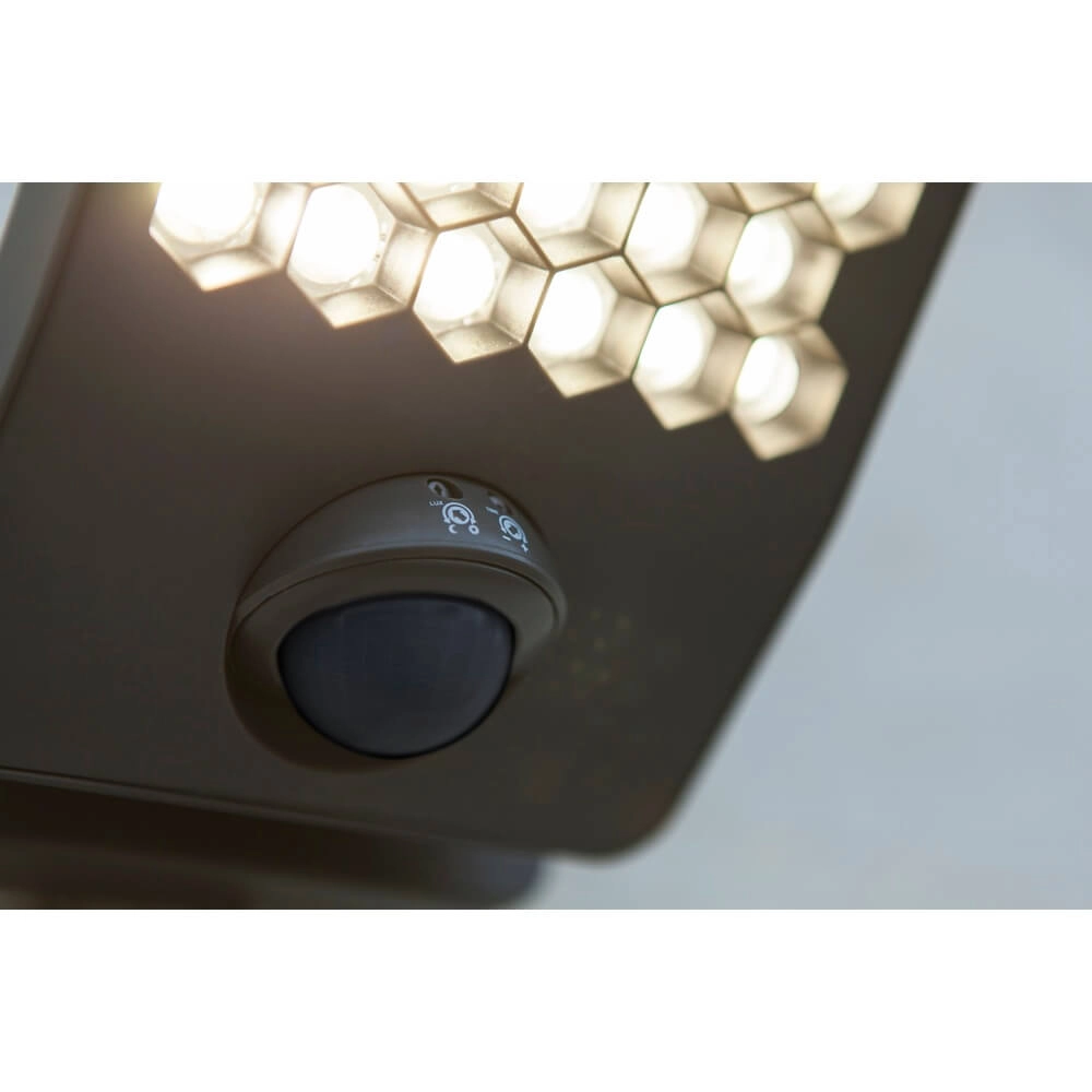 Pleins feux sur le design Atlantis S 4000K - Capteur de mouvement Lutec 6939412016382