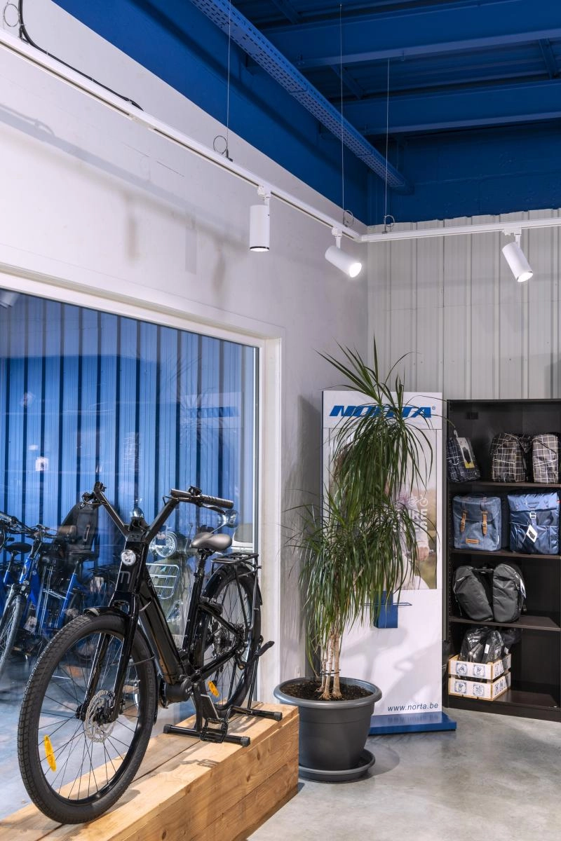 Railspot 3-phasé Numinos L blanc/noir 4000K - 60 deg SLV 4024163244381