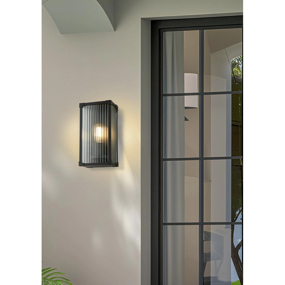 Applique murale Cincinnati noir Searchlight 5053423297897