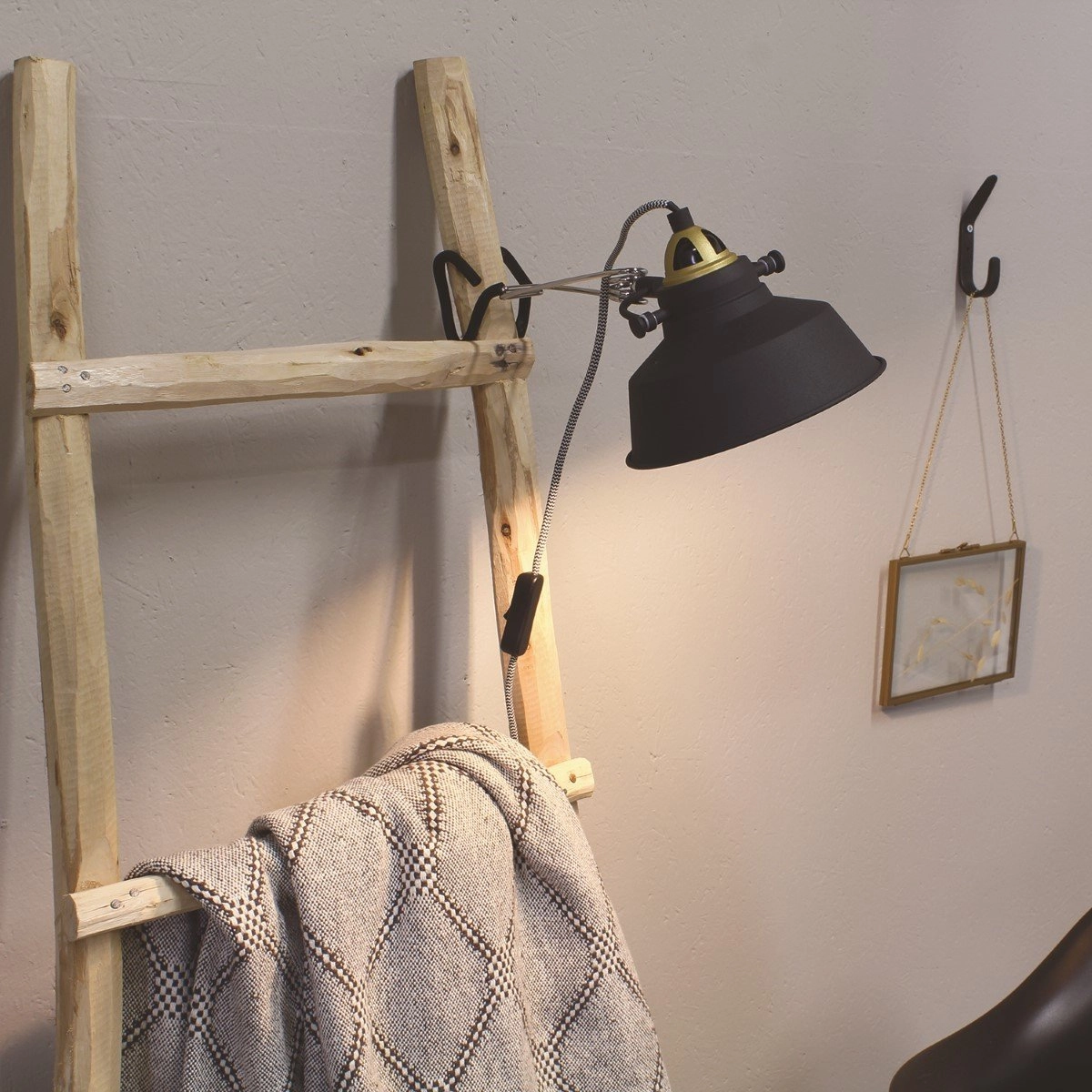 Applique murale Mexlite noir avec de l'or Steinhauer 8712746114720