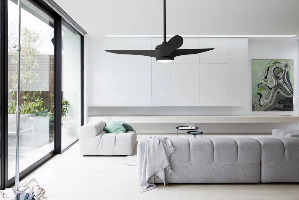 Ventilateur de plafond silencieux Airfusion Nordic Ø 143cm noir Beacon 9333509134251