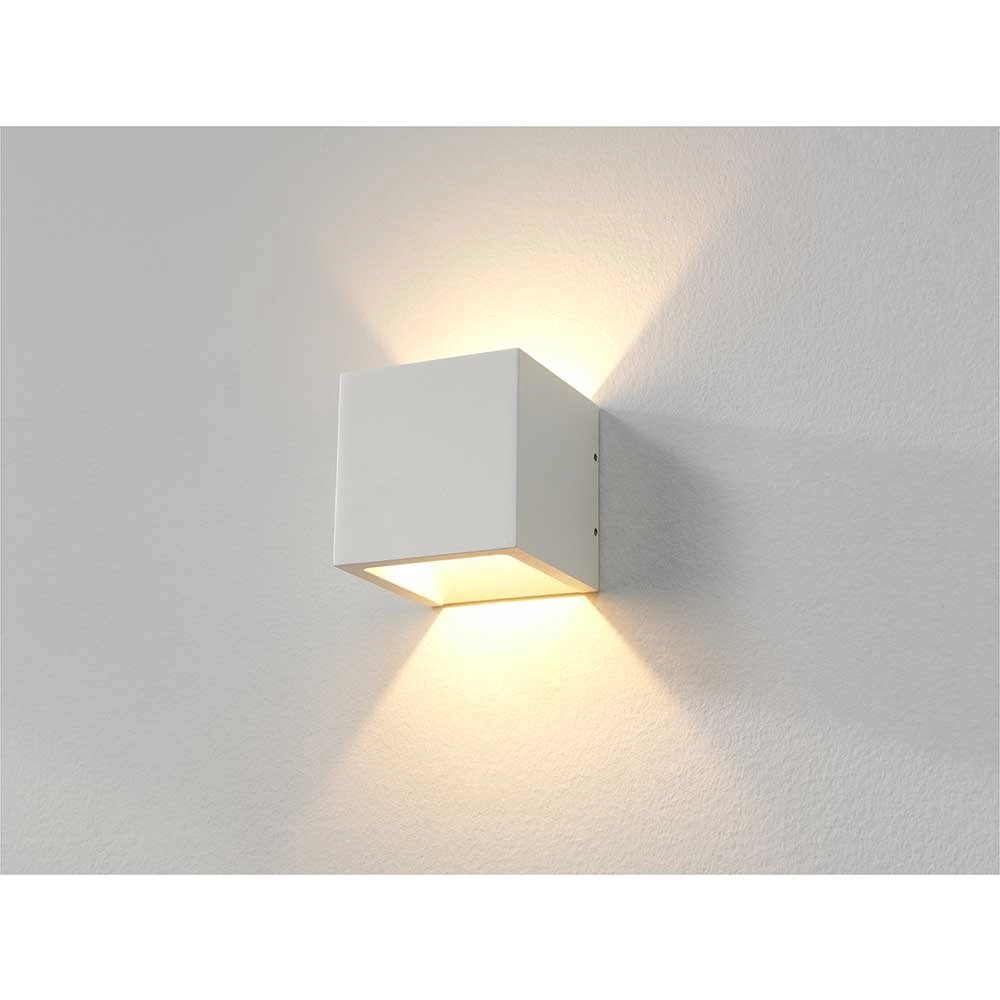 Éclairage LED haut et bas Cube 10 cm - blanc Éclairage LED haut et bas Cube 10 cm - blanc