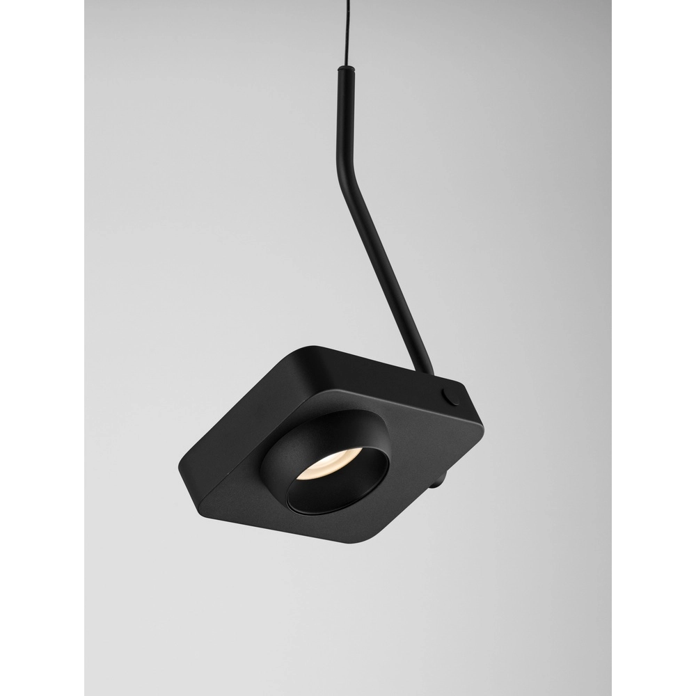 Suspension Kedros noir Lyora 5212017464033