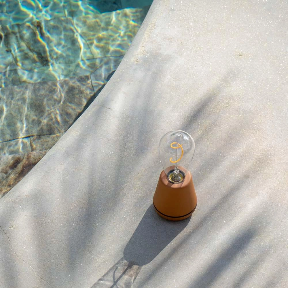 Lampe de table rechargeable One Cinnamon IP65 Humble 7446023299251