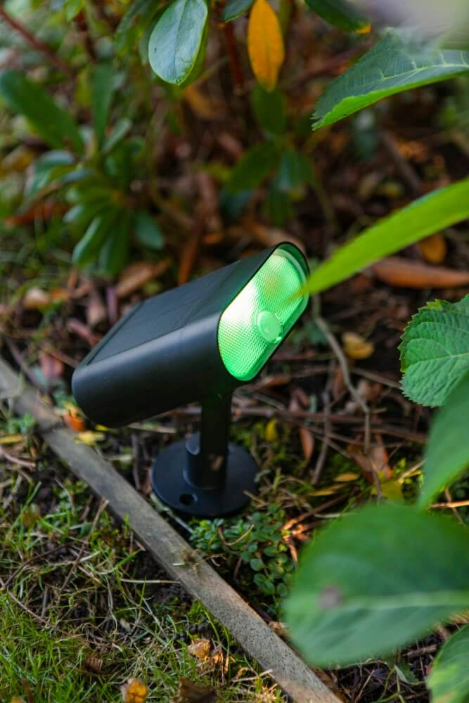 Lampe de jardin solaire Ginbo intelligent Lutec 6939412013640