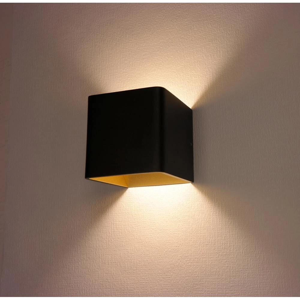 Applique murale carrée Fulda noir avec or Artdelight 8719831736324