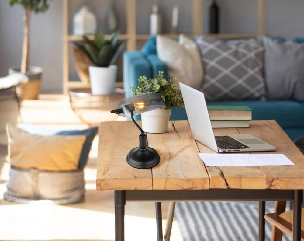 Lampe de bureau noire Antique avec verre fumé Globo 9007371457779