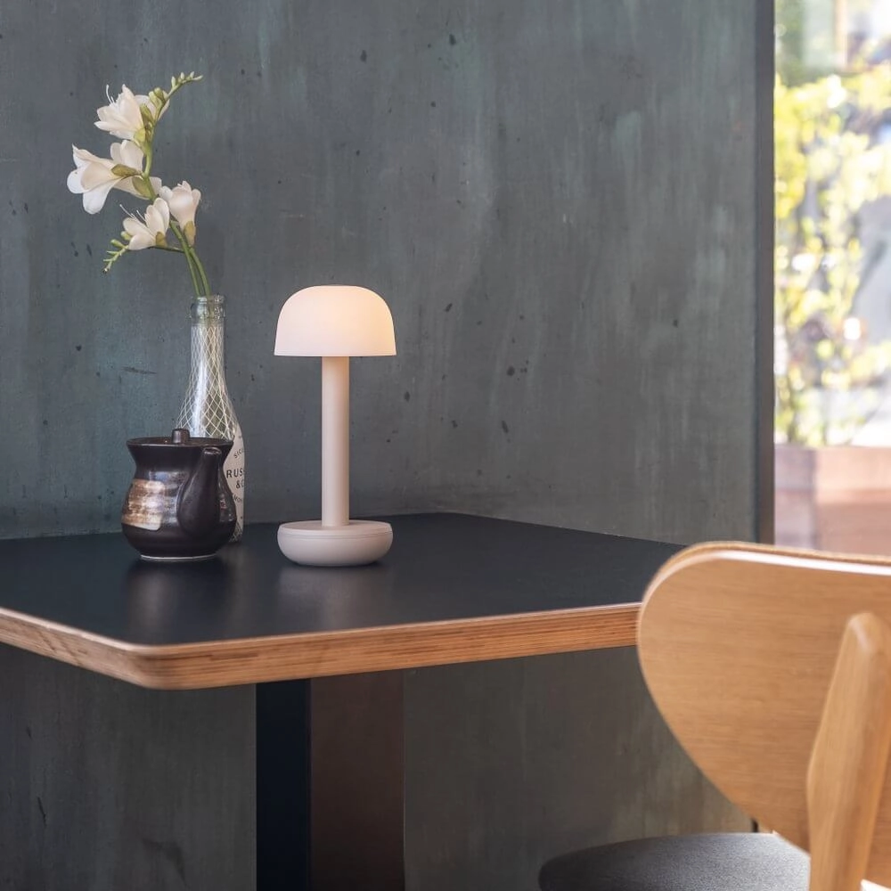 Lampe de table rechargeable Two Beige frosted Humble 7446023311397