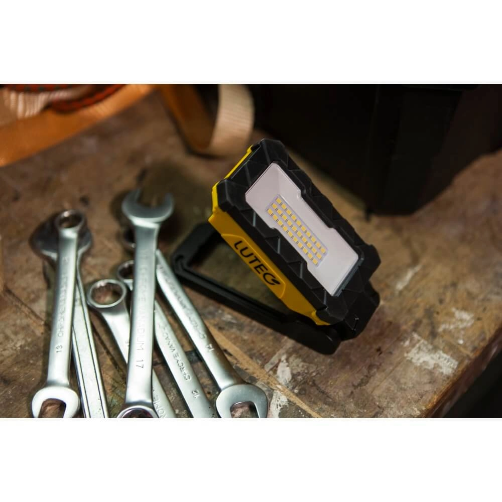 Lampe à main à piles Peni Lutec 6939412089966