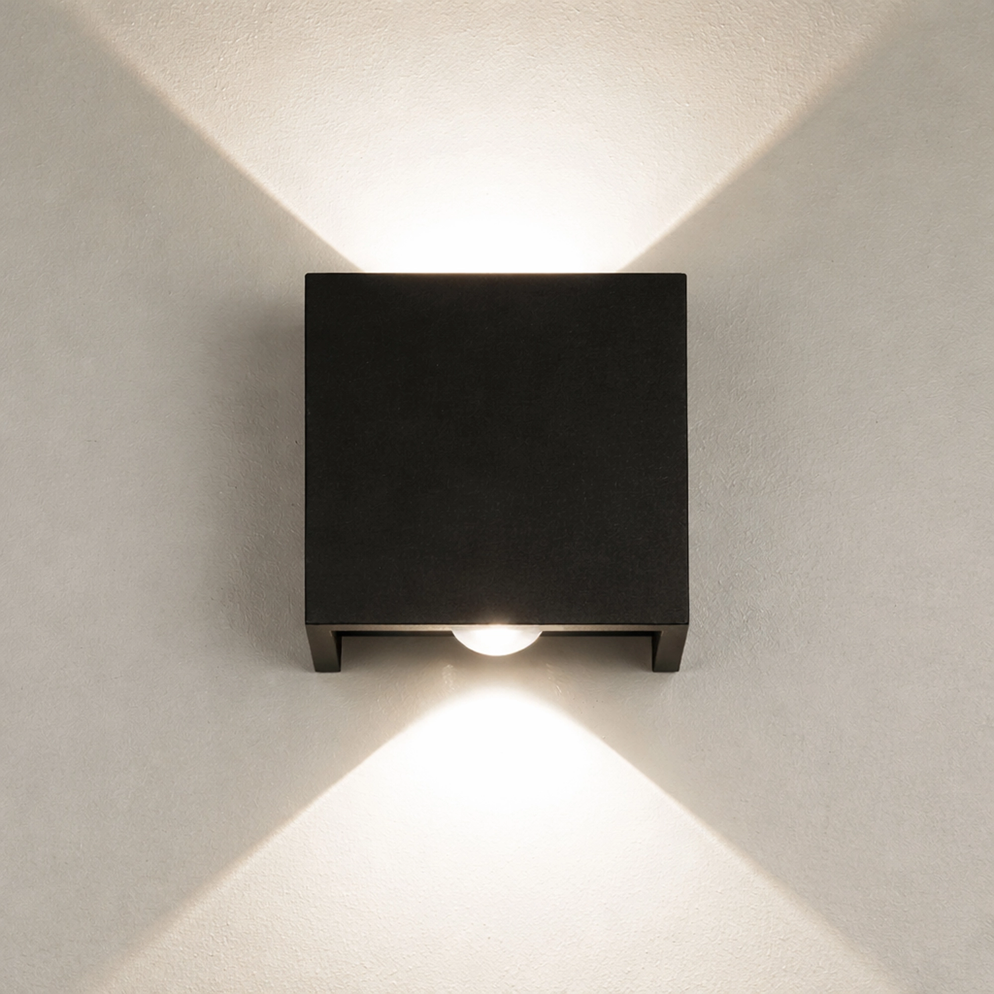 Lampe murale de conception Sloane Noir