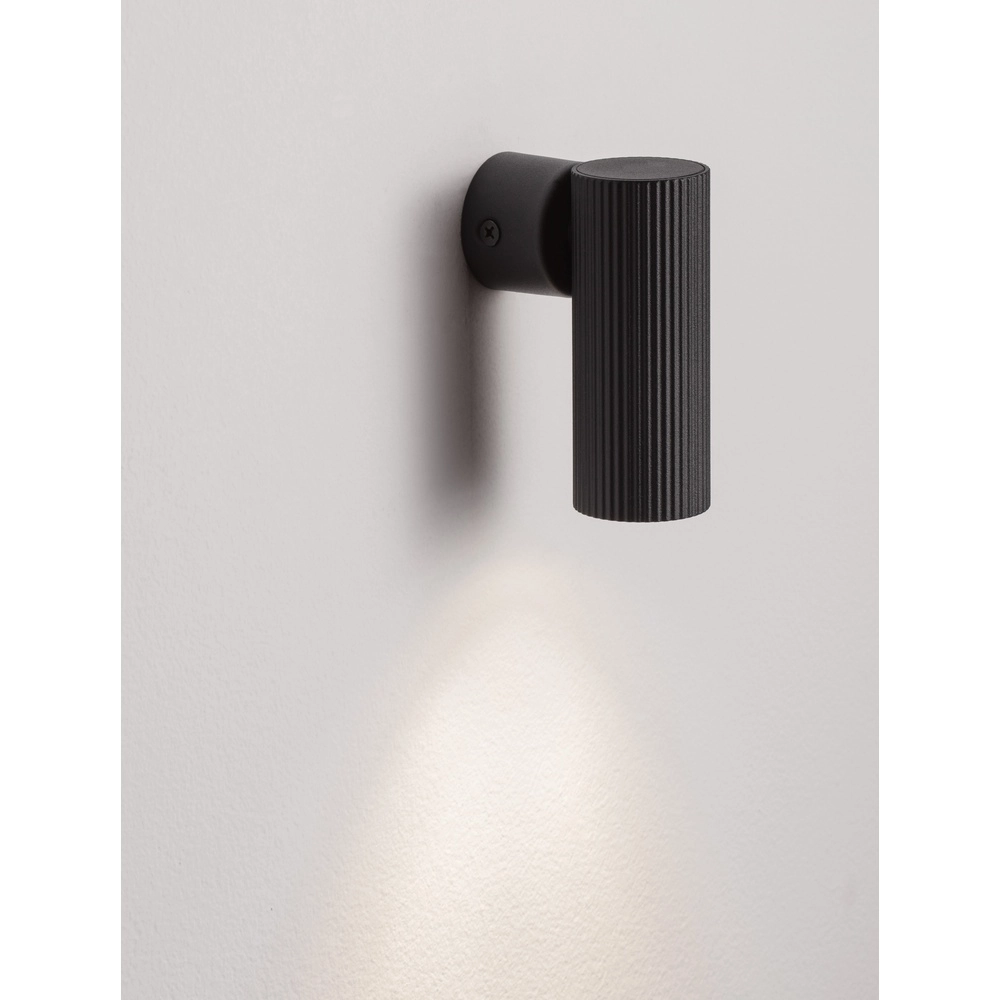 Spot mural Comet noir Lyora 5212017475817