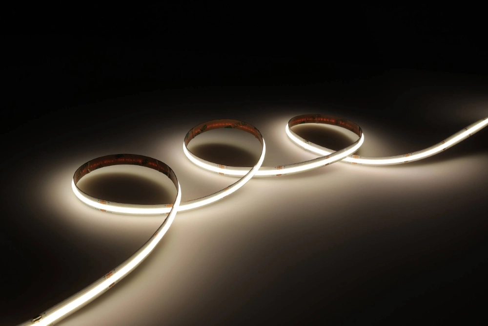 Bande LED Cob Stripe 5 mètres - Couleur de la lumière réglable Eglo 9008606244799