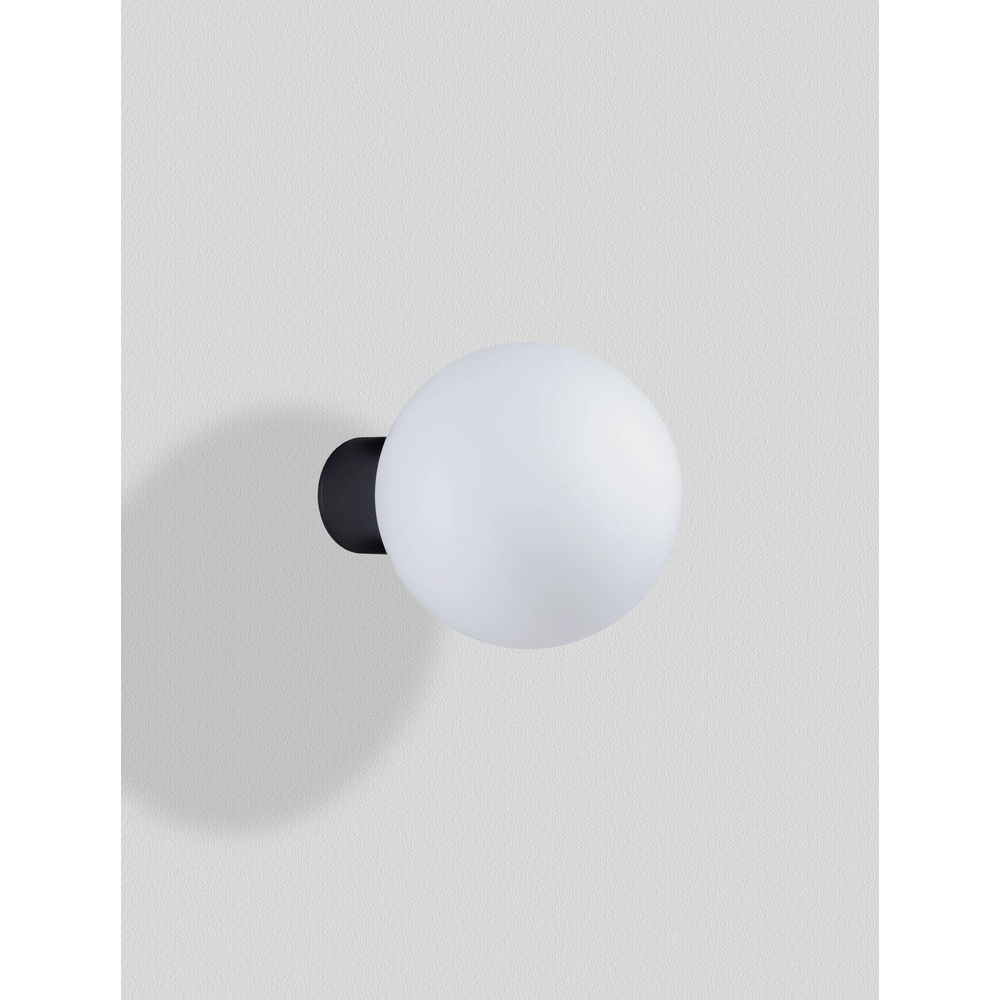 Plafonnier Spix anthracite avec verre convexe blanc Lyora 5212017476432