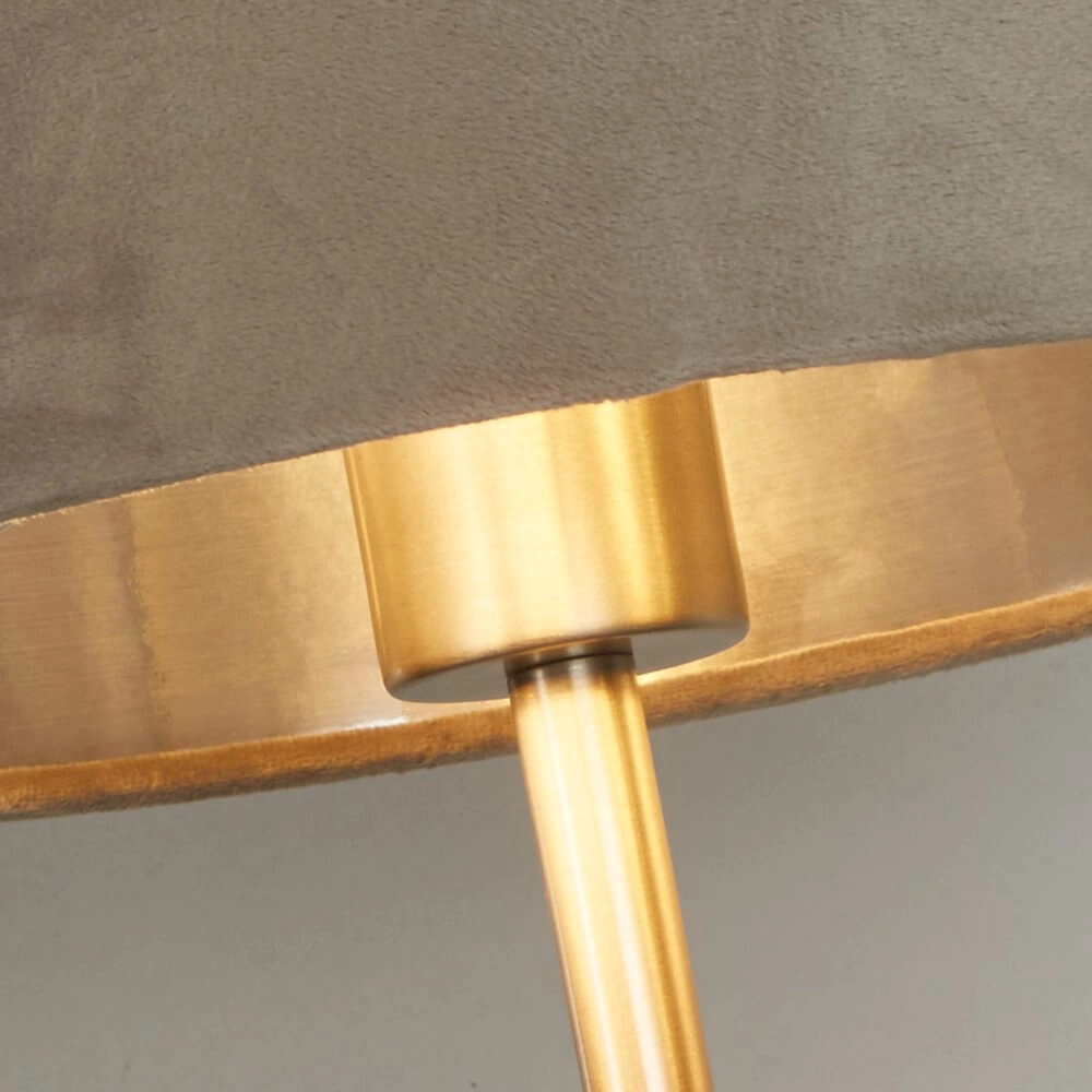 Jolie lampe de table Finn or avec de la crème Searchlight 5053423257235