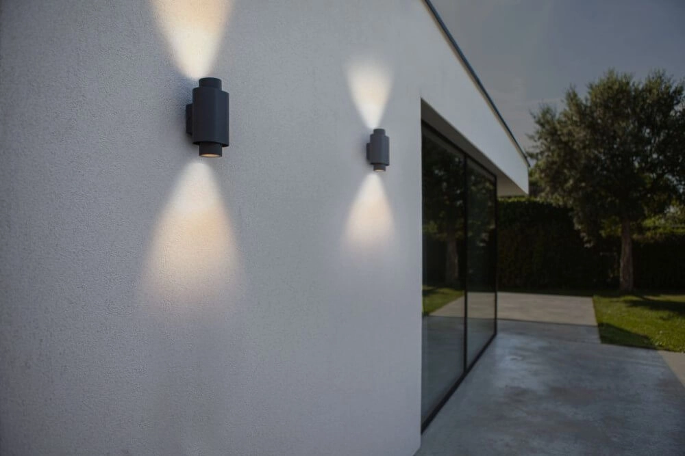 Spot mural Cypres haut et bas anthracite Lutec 6939412014876