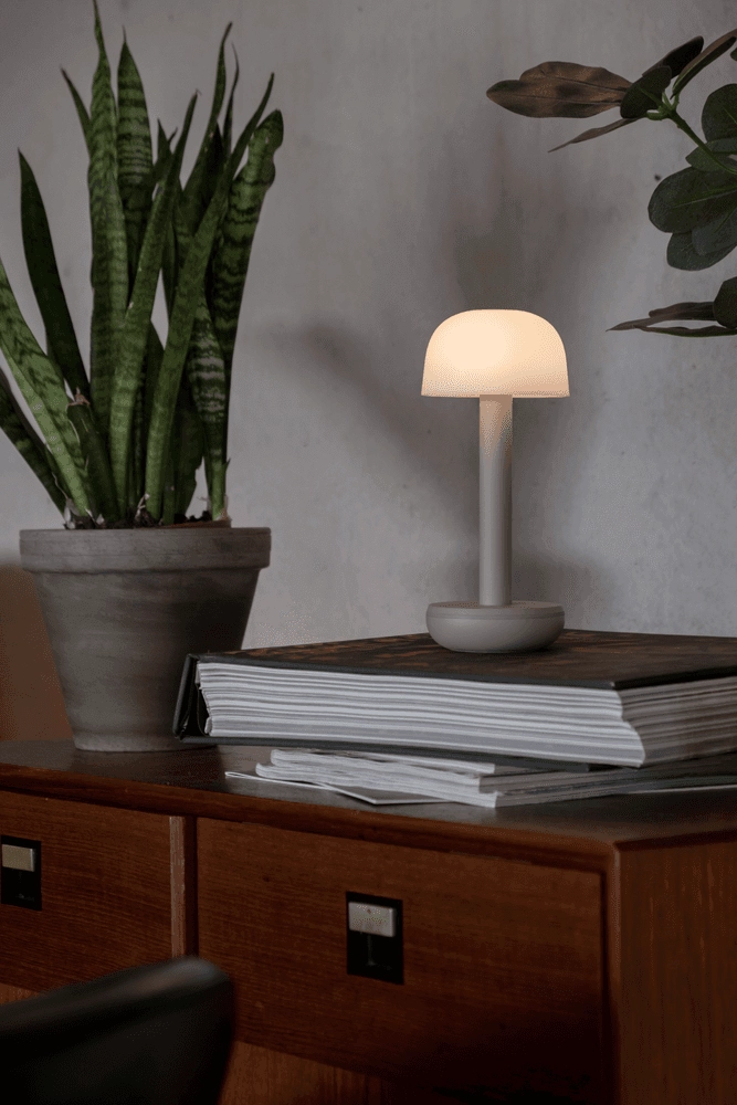 Lampe de table rechargeable Two Beige frosted Humble 7446023311397
