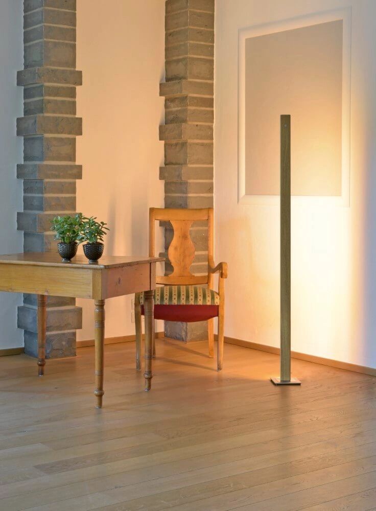 Lampadaire en bois Leonora 161 cm - chêne huilé HerzBlut 4021273026388