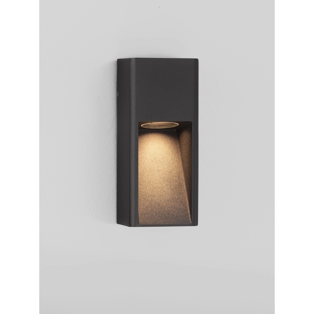 Lampe murale élégante Mazu Noir Lyora 5212063504356