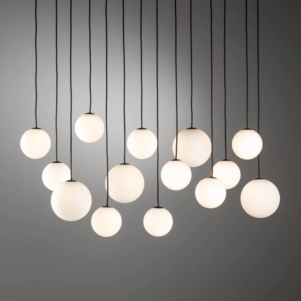 Suspension 14 lumières Snowball noir avec verre blanc Lyora 5903139114080