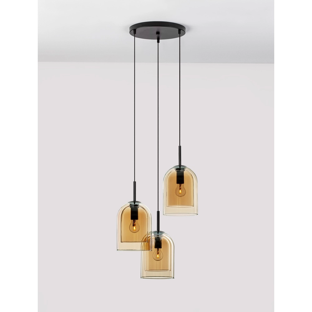 Suspension Velor 3 lumières noir avec verre ambré rond Suspension Velor 3 lumières noir avec verre ambré rond