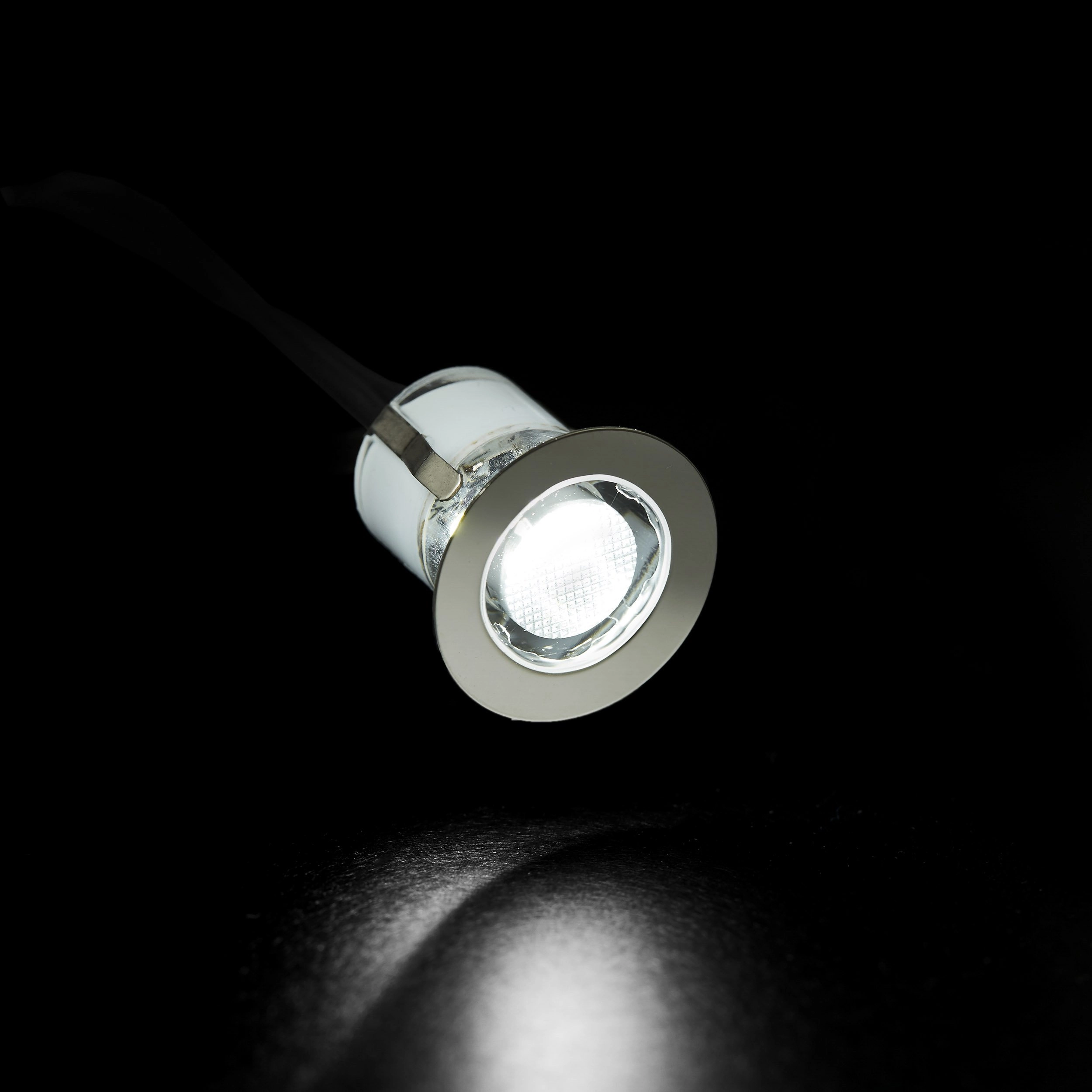 Lampe globe Cosa 30 10x 6500K Brilliant 4004353047398