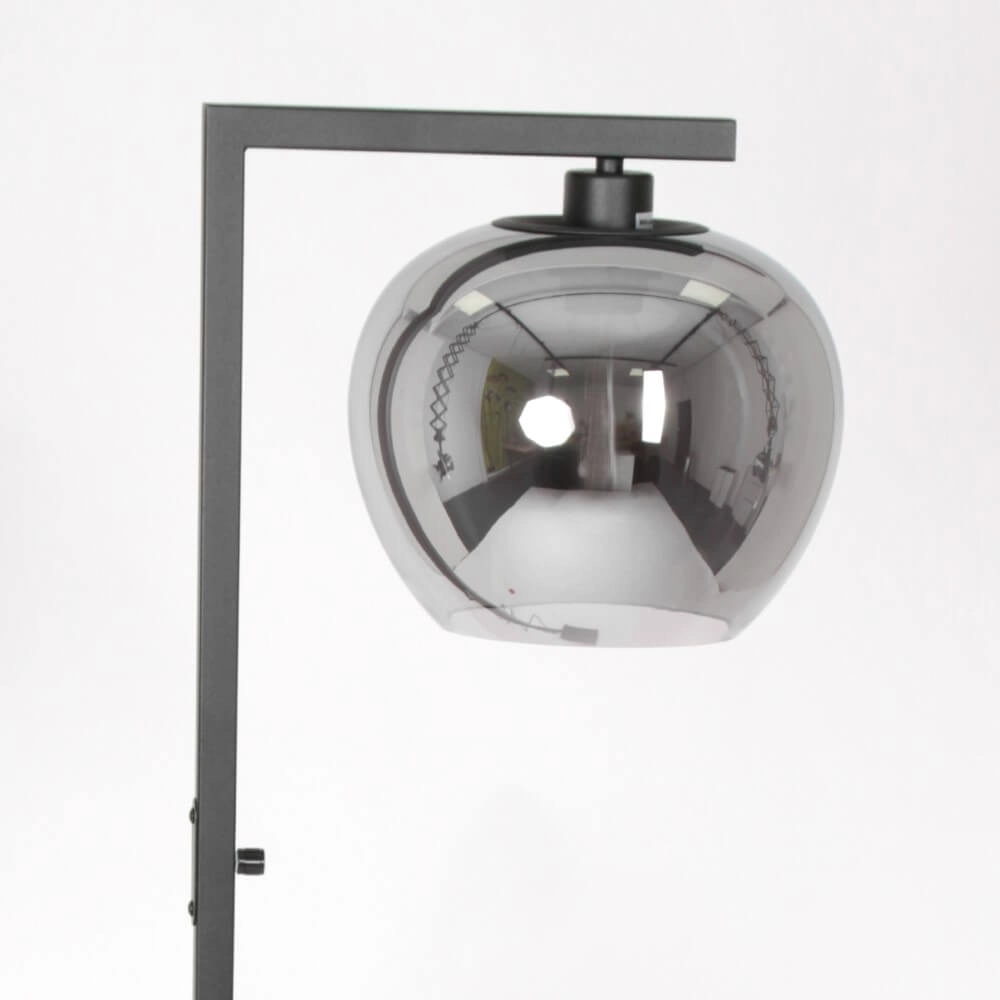 Lampadaire noir Stang avec verre fumé Steinhauer 8712746167696