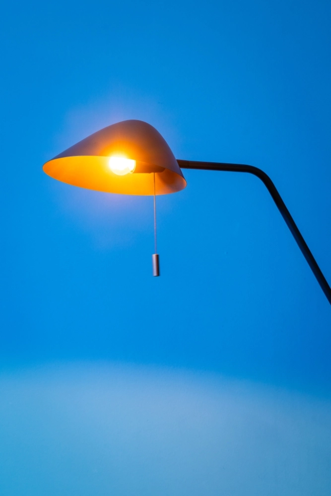 Lampadaire de conception Lotte Anodic Brown ETH 8720195310365