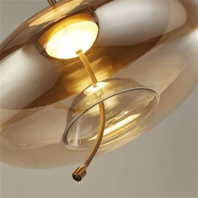 Lampe suspendue Verre Lisbon cuivre rouge avec verre rond ambré Searchlight 5053423188348