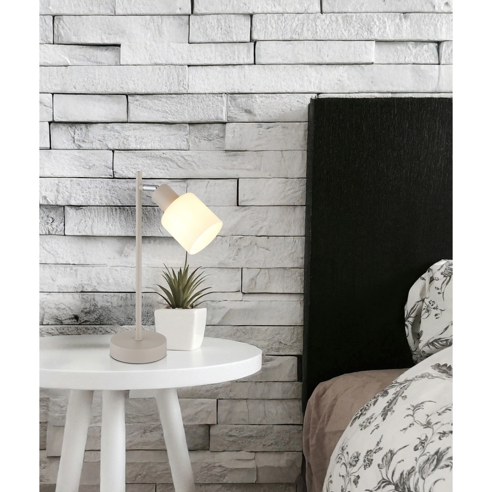 Lampe de table Trent brun sable Globo 9007371569977