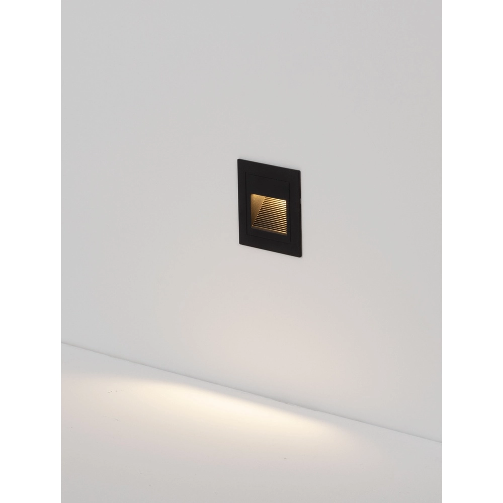 Luminaire encastré carré Mono noir Lyora 5212017471895