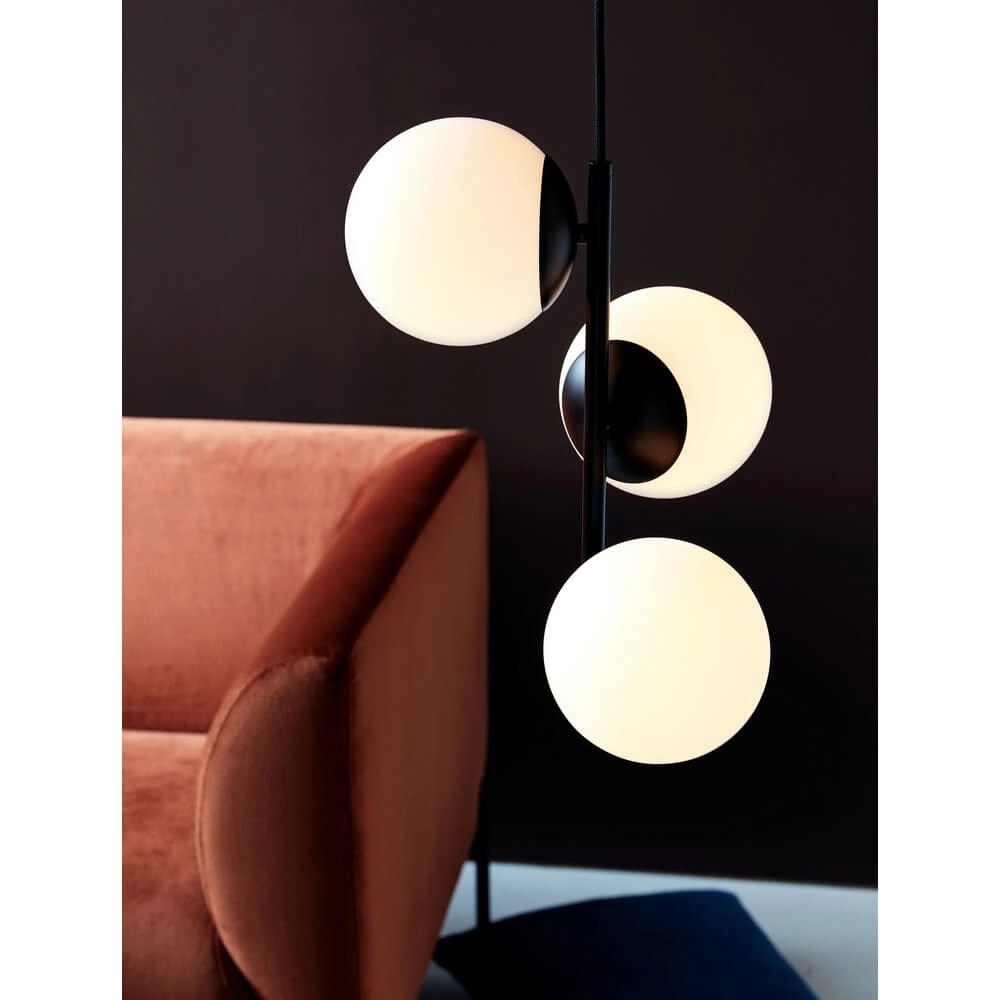 Suspension Lilly 3 lumières noires avec sphère blanche Nordlux 5701581458987
