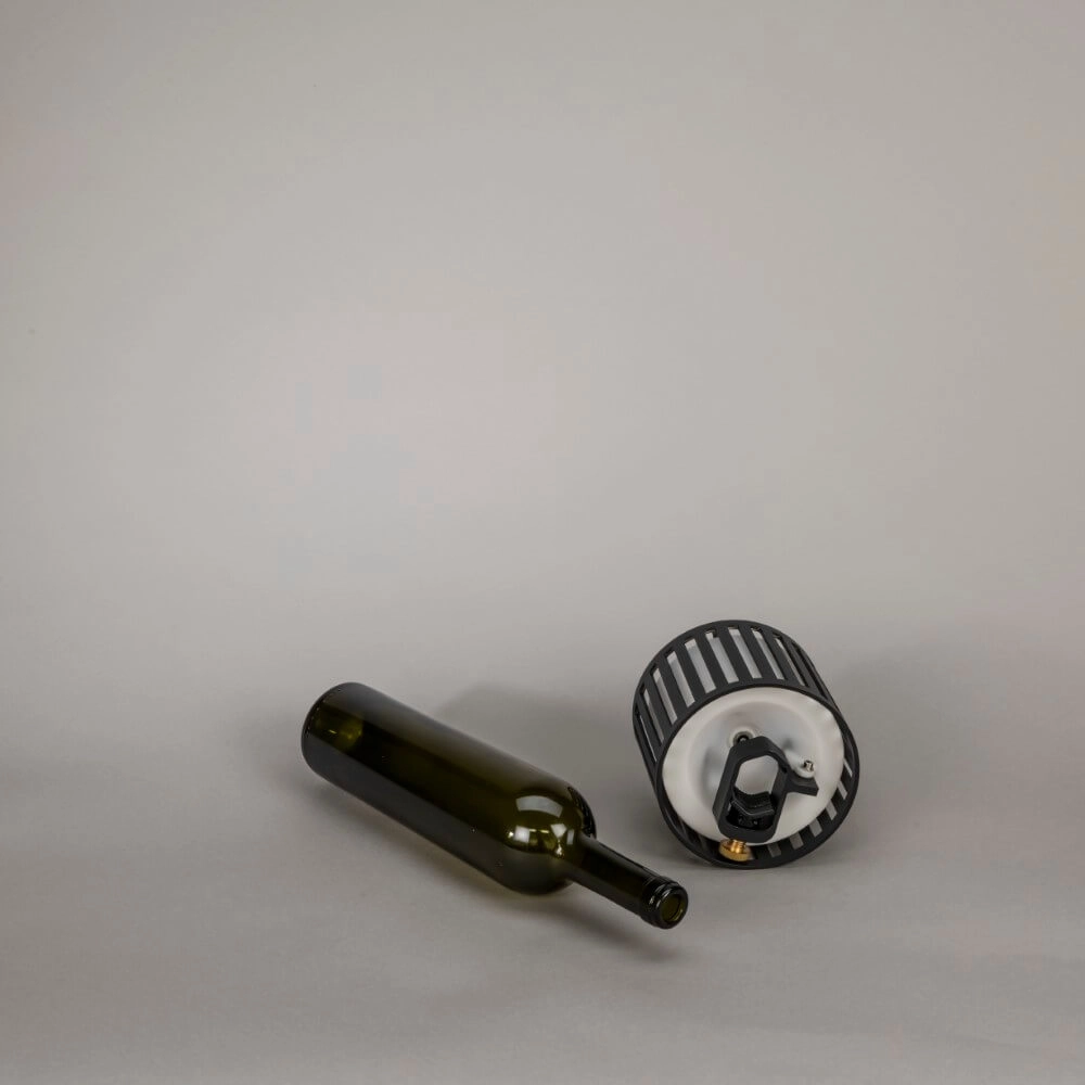 Lampe de table unique Bottle noir rechargeable KonstSmide 7318308377520