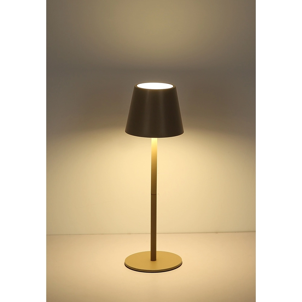 Lampe de table moderne Vannie I Brun sable également rechargeable pour bouteille Globo 9007371468805