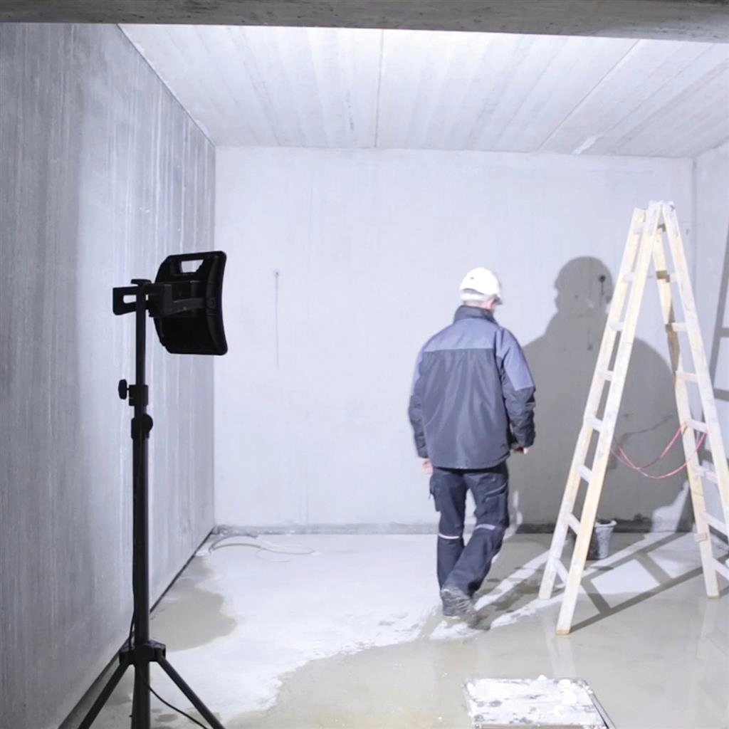 Lampe de travail Nova 5K avec trépied Scangrip 7436944062065