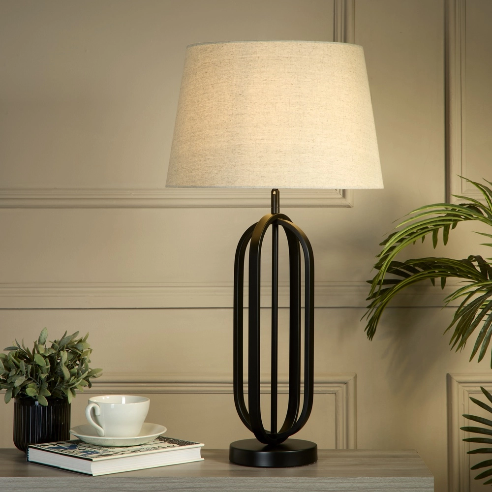 Lampe de table Chic Noir avec teinte crème Searchlight 5053423305387
