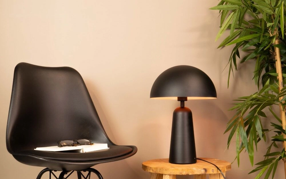 Lampe de table noire Aranzola Eglo 9008606240012