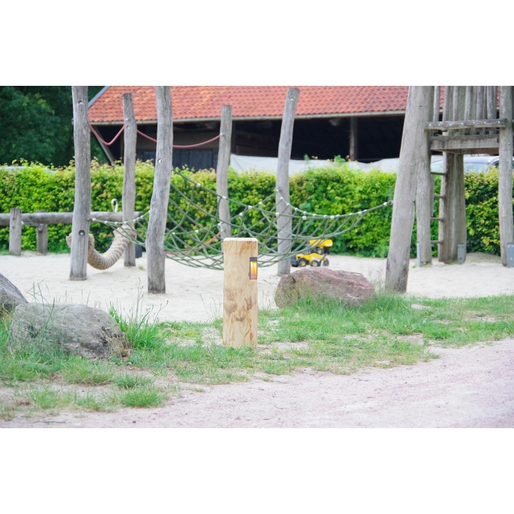 Éclairage de chemin en bois Piatto Châtaignier - 65 cm - 2700 000 km Timberlab 8716803514027