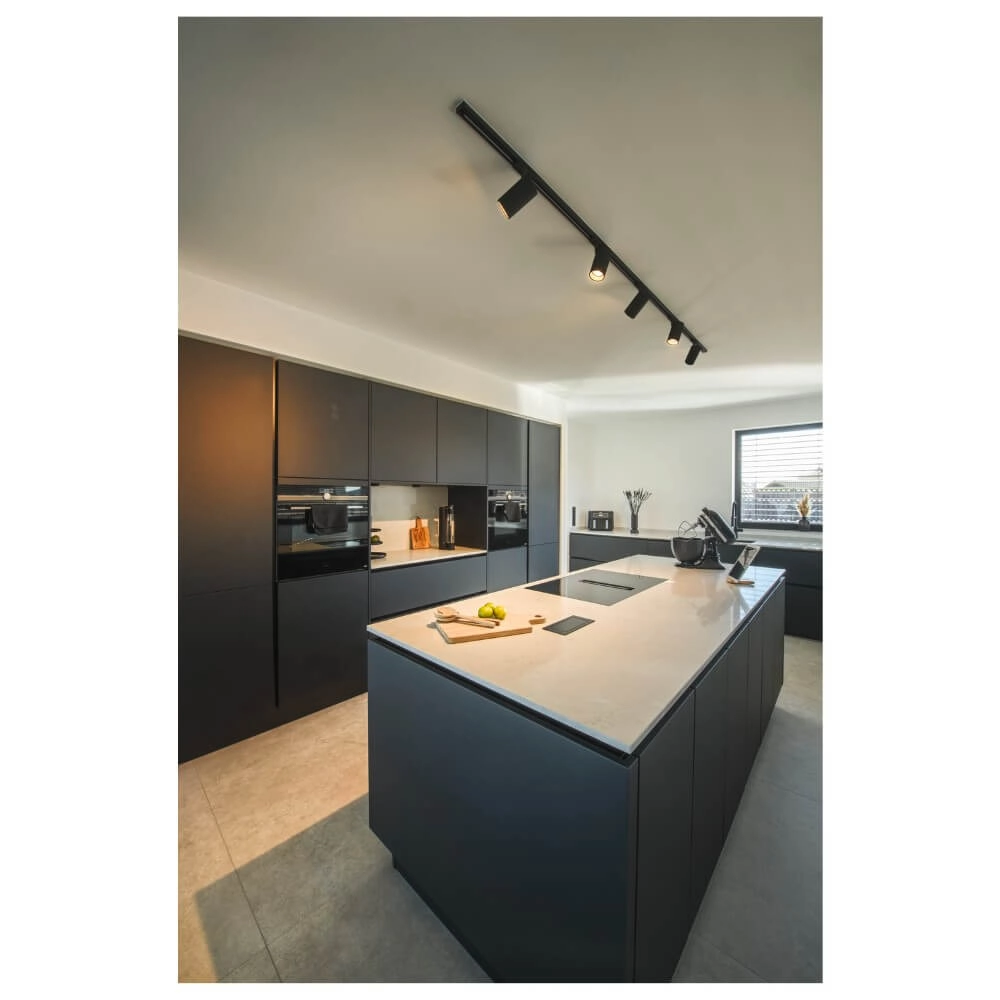 Place ferroviaire Asto Tube Monophasé - noir - 1x GU10 SLV 4024163265959