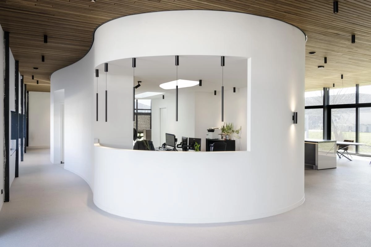 Spot en saillie Numinos L cylindre noir 3000K - 36 deg SLV 4024163244732