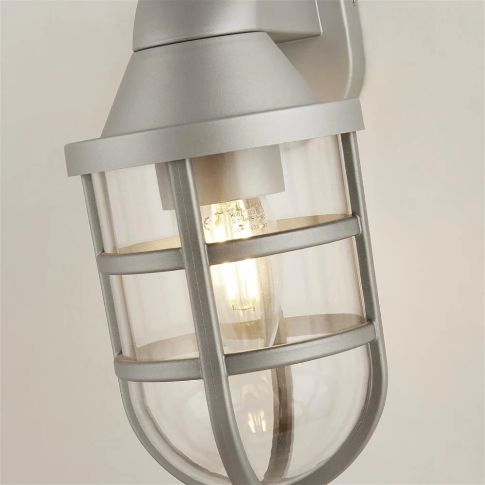 Lampe d'extérieur grise Seaside pour les zones côtières Searchlight 5053423252780